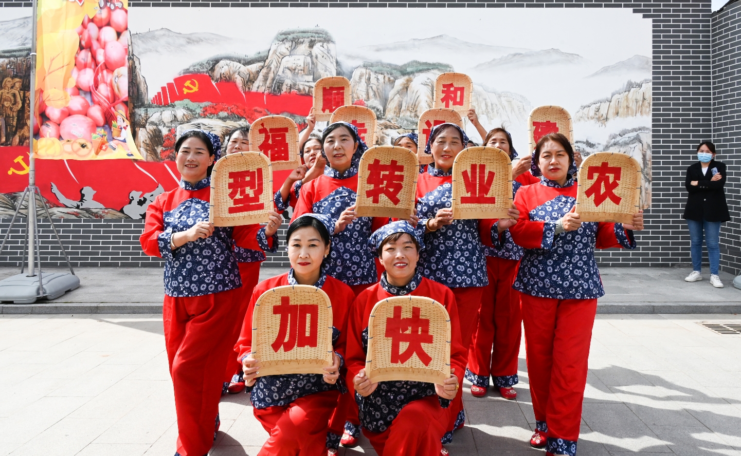 金秋豐景美如畫 豐收節里話豐收