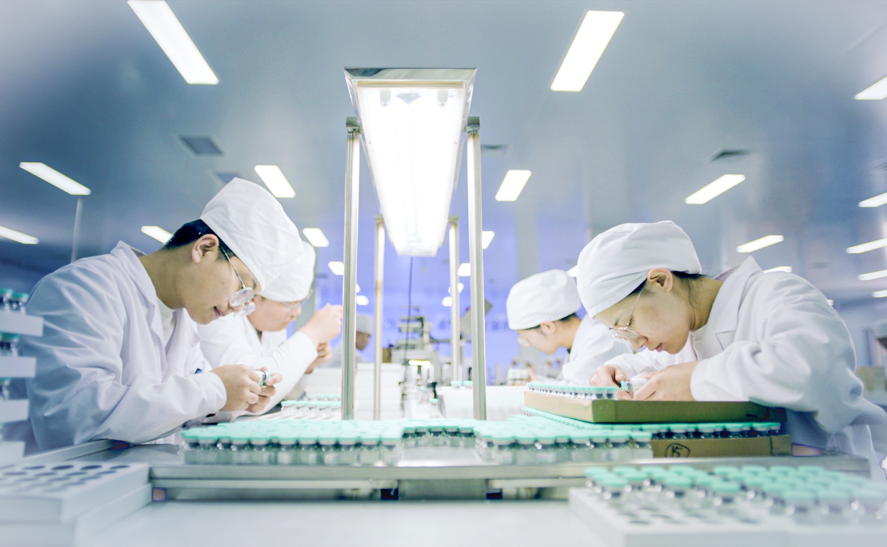 錦波合成生物產業園包裝車間。