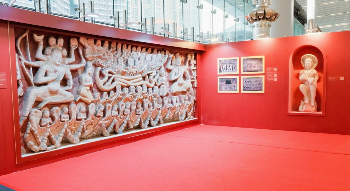 “遇見云岡 數字公益藝術展”在香港舉辦。云岡研究院供圖